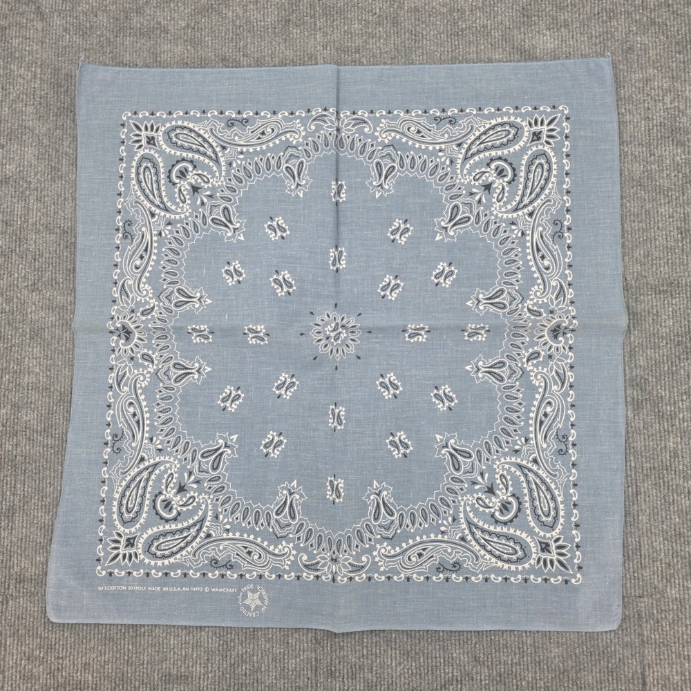 Vintage Wamcraft Paisley Bandana Made in USA Blue Cotton Poly Blend RN 14193